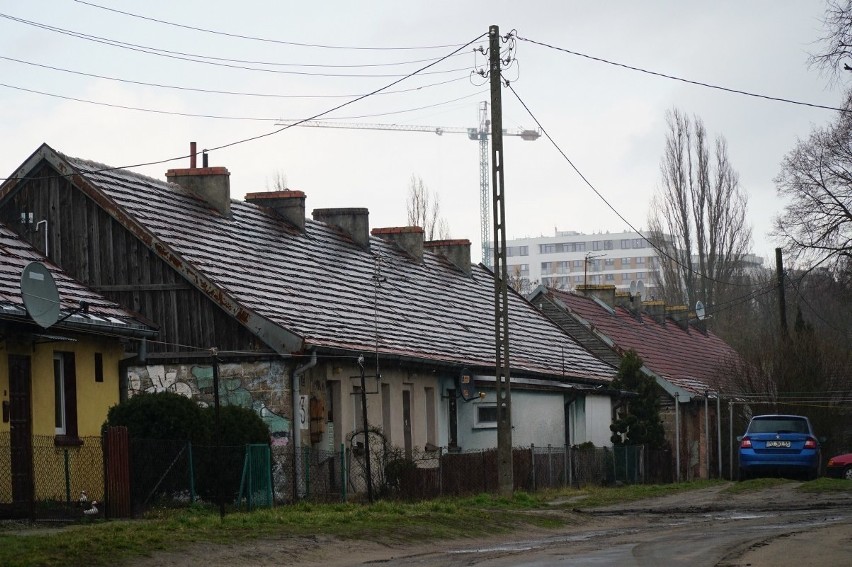 Do tej pory przy ul. Opolskiej wyburzono 11 baraków i...