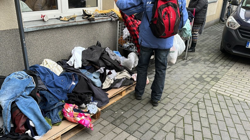W Częstochowie potrzebne są ciepłe ubrania dla bezdomnych. Na dary czeka Fundacja Chrześcijańska "Adullam" 