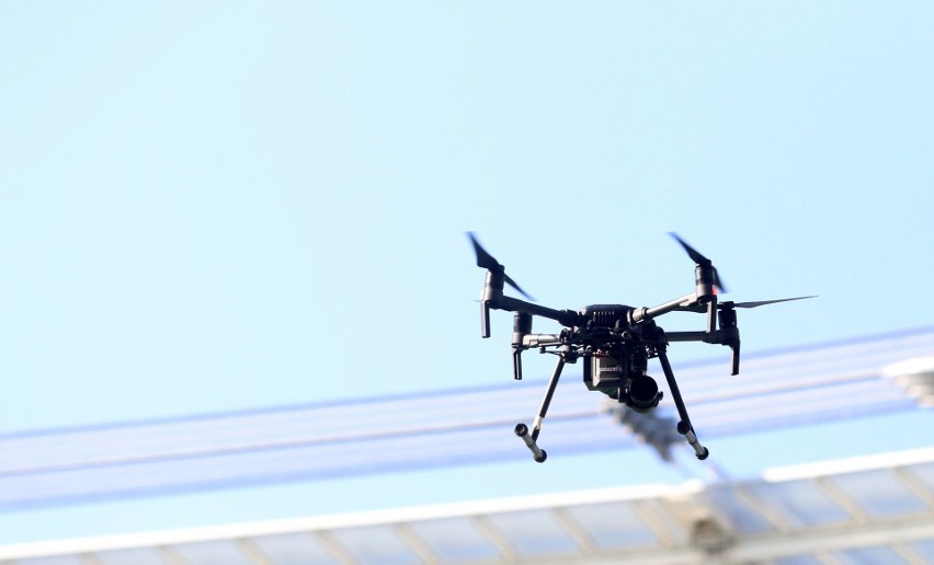 Drony ścigały się na Stadionie Śląskim. Bezzałogowce to nie science fiction. Już za klika lat będą nimi podróżować ludzie