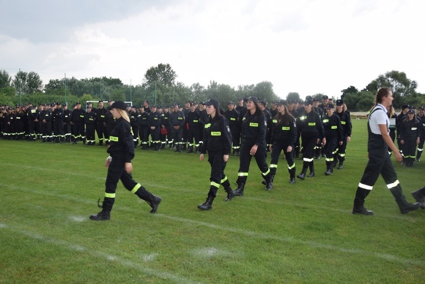 Bosutów i Poskwitów to najlepsze drużyny strażackie w powiecie krakowskim. Zawody sportowo-pożarnicze [ZDJĘCIA]