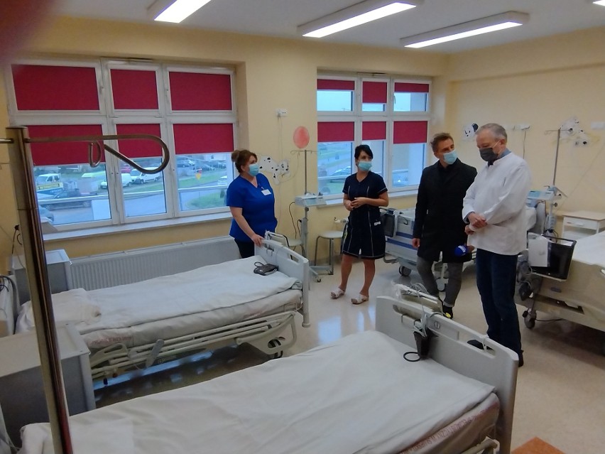 Słupski szpital zamknął oddział dla chorych na Covid-19.  Leczonych było tu łącznie 1377 pacjentów