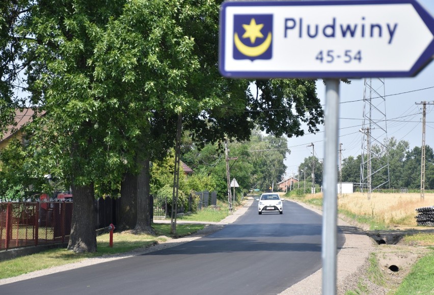 Zakończono remont drogi w Pludwinach (gm. Stryków). Realizowane są również inne inwestycje