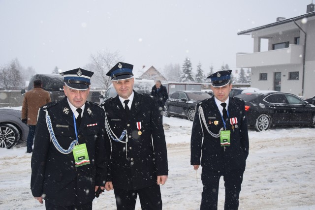 Wśród uczestników konwencji licznie reprezentowani byli strażacy z jednostek Ochotniczej Straży Pożarnej w powiecie przysuskim. Więcej na kolejnych zdjęciach.