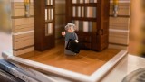 Wisława Szymborska jako figurka... Lego. Z okazji Międzynarodowego Dnia Poezji