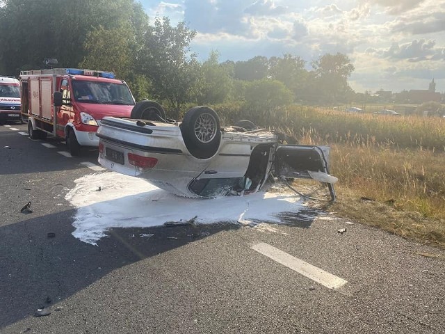Do wypadku doszło w Myszęcinie. BMW zderzyło się tu z samochodem ciężarowym.