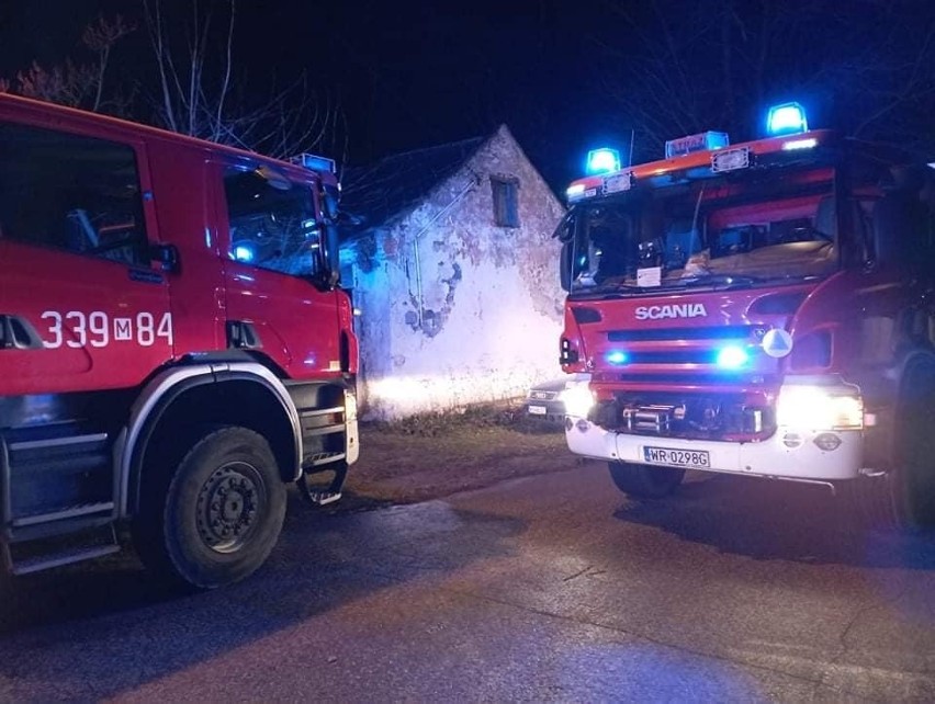 W miejscowości Raczków-Kolonia doszło do pożaru budynku...