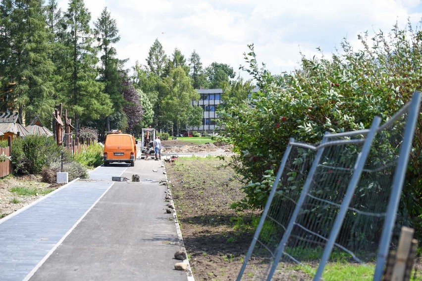 Zakopane: Dolna Rówień Krupowa będzie gotowa miesiąc po pierwszym terminie