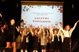 Libiąż. Koncert kolęd „Łączymy pokolenia”. Piękna inicjatywa społeczności Szkoły Podstawowej nr 2  