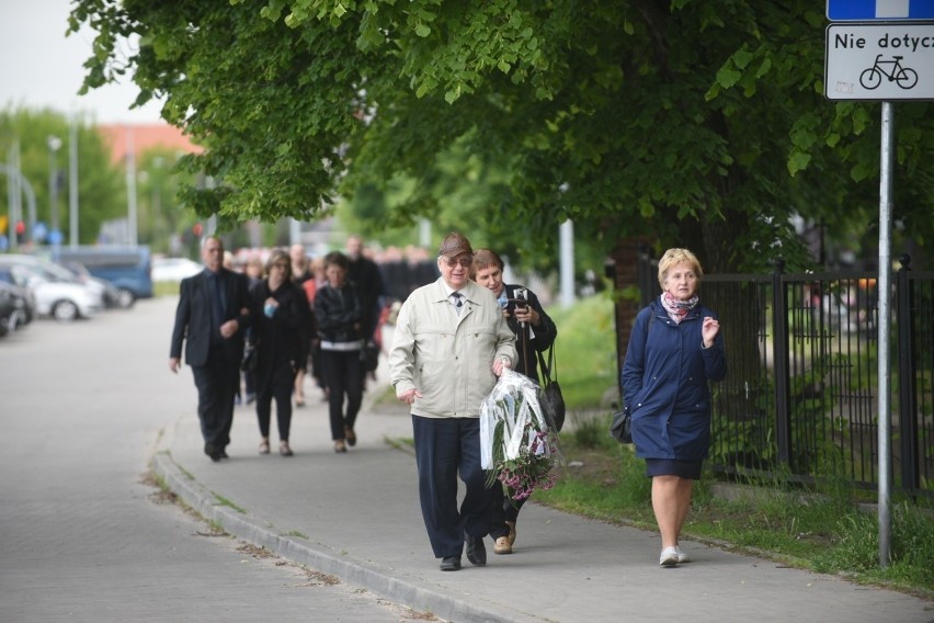 Toruń. Pogrzeb o. Mariana Sojki z Radia Maryja i TV Trwam, bliskiego współpracownika o. Tadeusza Rydzyka