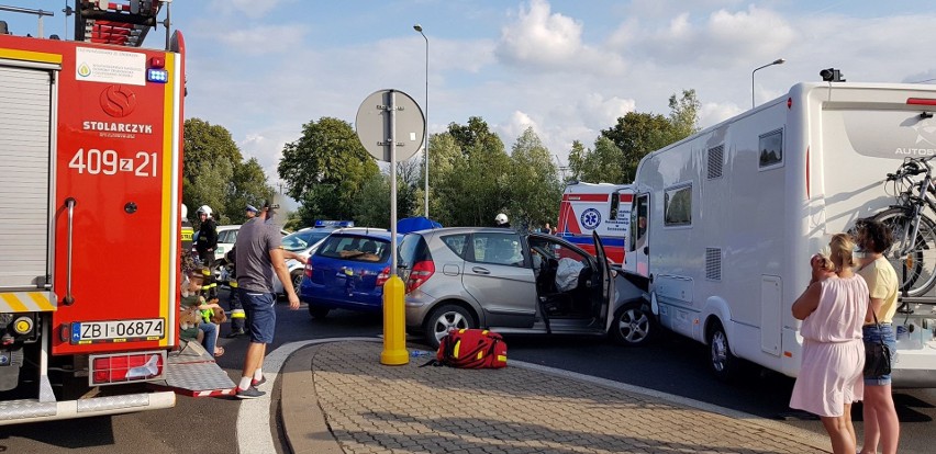 W niedzielne późne popołudnie na obwodnicy Karlina doszło do...