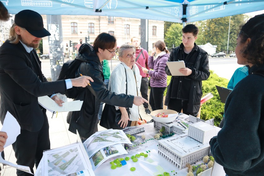 Łodzianie chcą więcej zieleni i nowej, ładniejszej fontanny. Jak ma wyglądać nowy plac Dąbrowskiego?