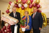 Jubileusze małżeńskie w gminie wiejskiej Żary. Wójt pogratulował parom, które przeżyły ze sobą 50 lat!