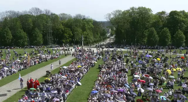 Częstochowa. Uroczystość Najświętszej Maryi Panny Królowej Polski 3 maja na Jasnej Górze