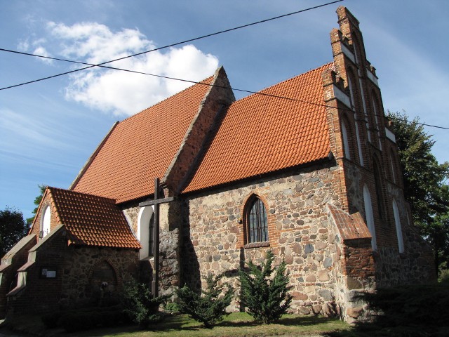 Gotycki kościół w Rogowie pw. Podwyższenia Krzyża Świętego