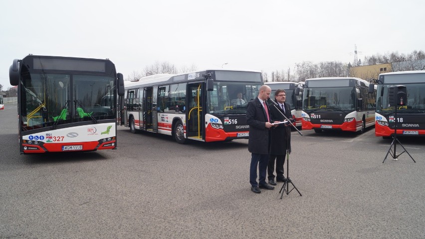 Jastrzębie: Nowe autobusy poświęcone. 1 kwietnia ruszą w...