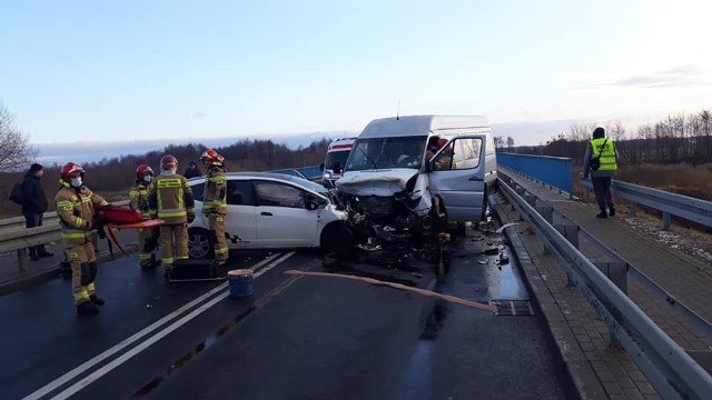 Na miejscu wypadku w Jamnicy pracowały służby ratownicze