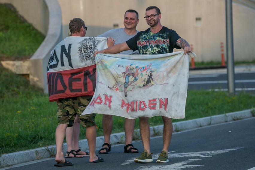 Kraków. Fani przed koncertem Iron Maiden w Tauron Arenie [ZDJĘCIA]