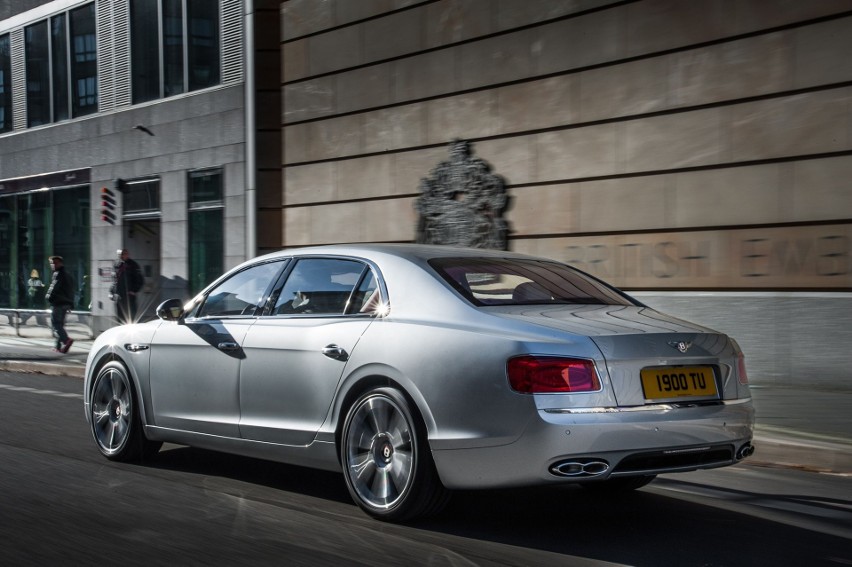 Bentley Flying Spur V8 2014, Fot: Bentley