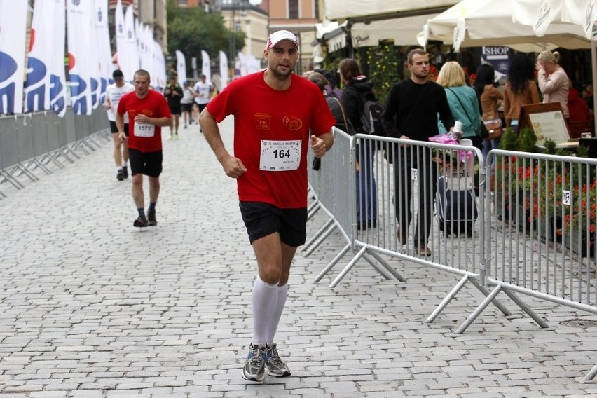 Maraton Wrocław - ZDJĘCIA - zawodnicy z numerami 1 - 200