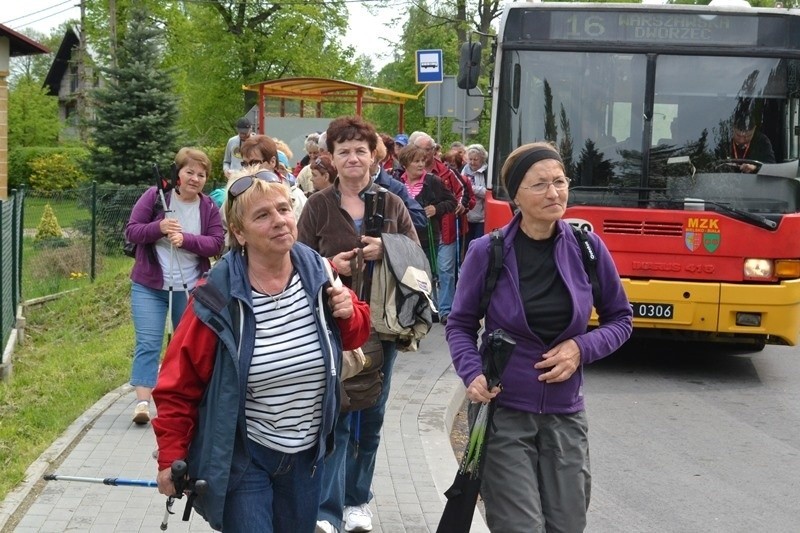 Bielsko-Biała: seniorzy włączyli się w ogólnopolski marsz UTW 2015 [ZDJĘCIA]