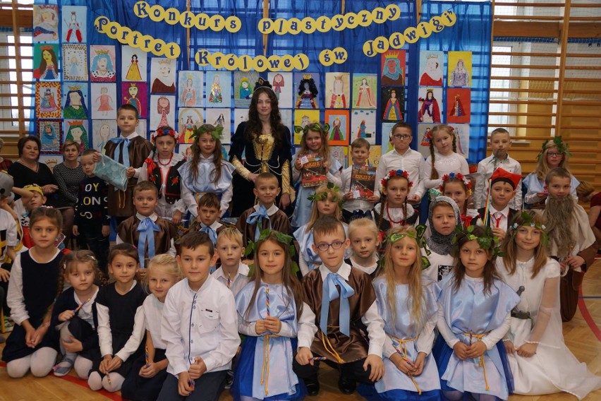 Święto Patrona w Publicznej Szkole Podstawowej w Rawicy.