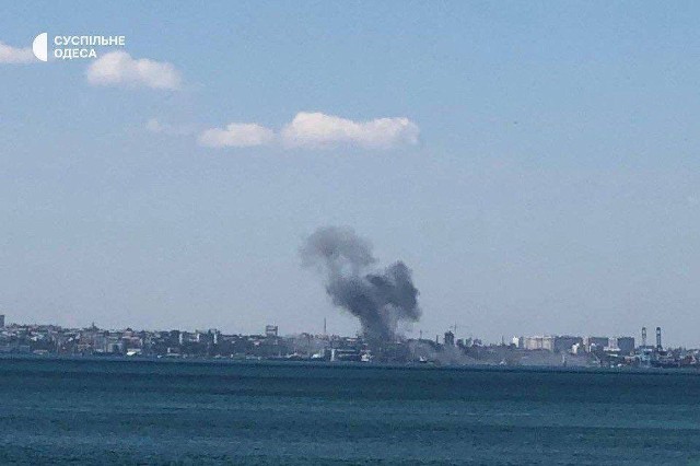 Port morski w Odessie został ostrzelany przez rosyjskie pociski manewrujące.