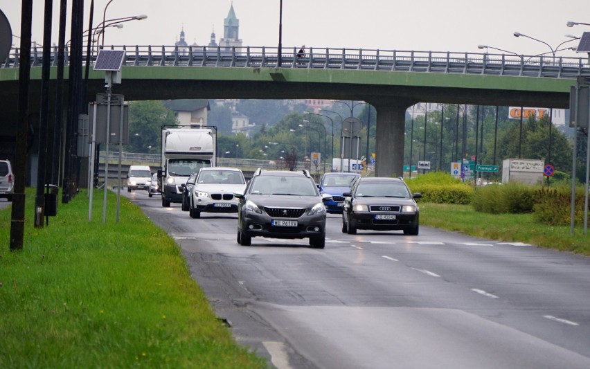 Sławinkowska dostanie nowy asfalt. A co z innymi „dziurawymi” ulicami? Na nową nawierzchnię czeka m.in. Witosa, Głęboka, Zana