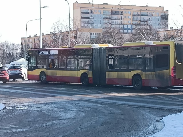 Kolizja autobusu z busem