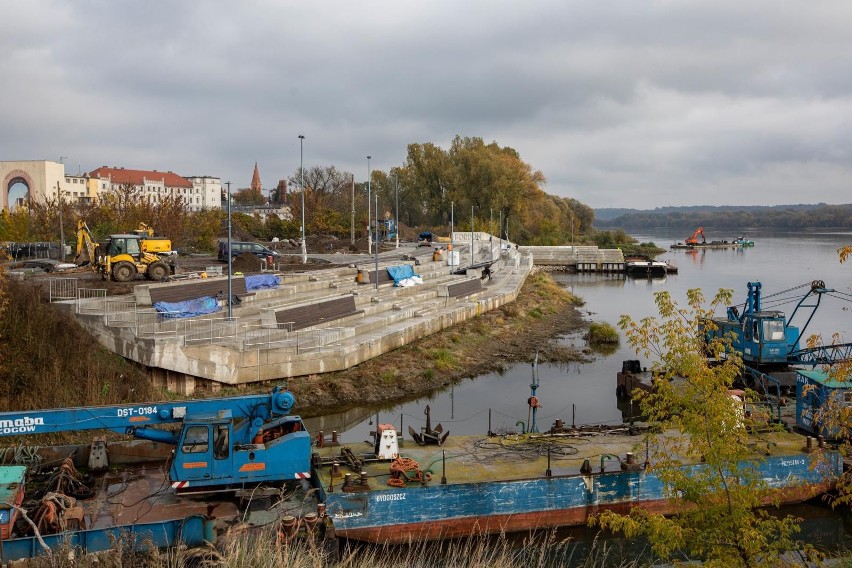 Powoli kończy się rewitalizacja Starego Fordonu. Obok nowych...