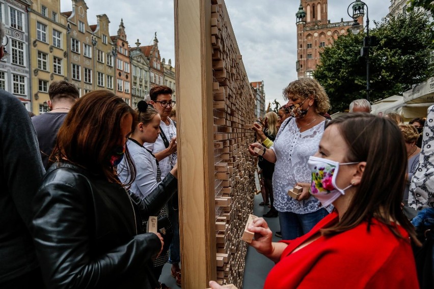 "Znikający mur" w Gdańsku