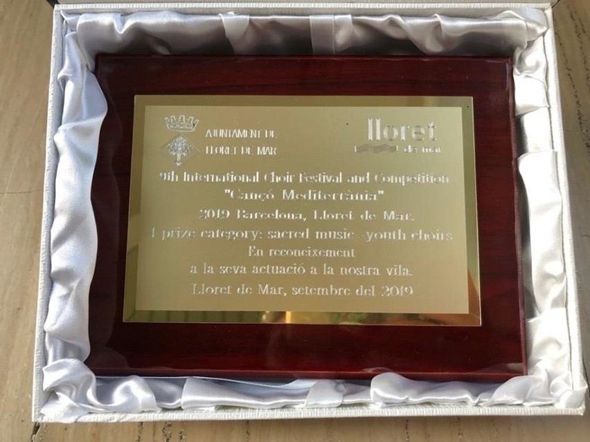 Lubelski Chór La Musica wyśpiewał złotą nagrodę w Hiszpanii na Międzynarodowym Festiwalu i Konkursie Chóralnym „Cançó Mediterrània”