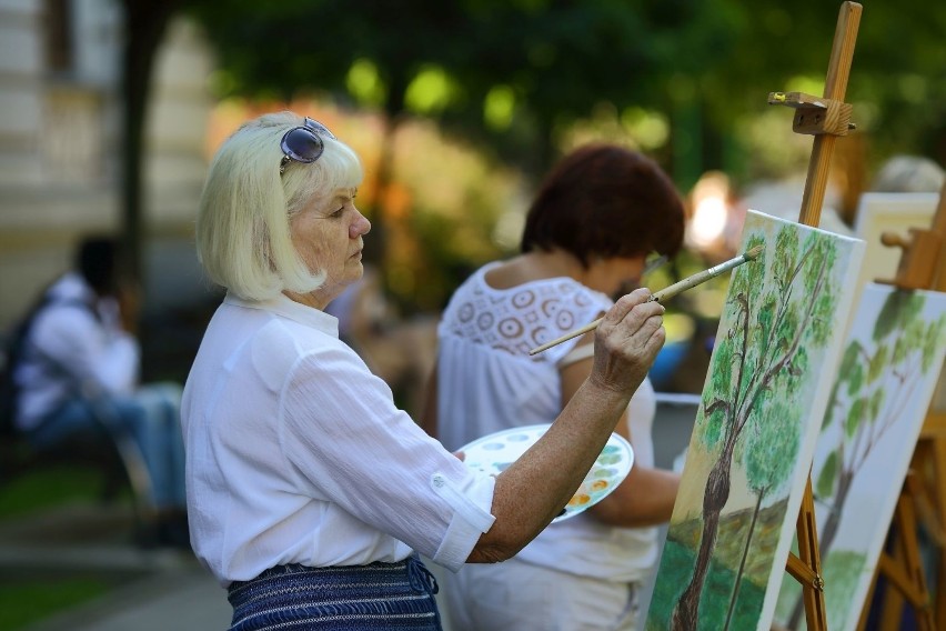 Seniorzy w Lublińcu nie mają czasu na nudę. Nowe warsztaty z...