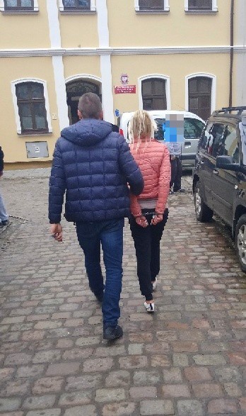 Para ze Śródmieścia w Bydgoszczy miała w mieszkaniu górę narkotyków