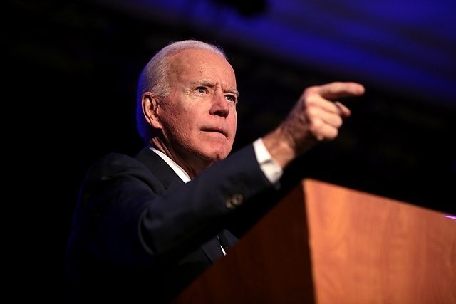 Joe Biden podpisał ustawę budżetową, która przewiduje ogromną pomoc dla Ukrainy. Pieniądze przeznaczone zostaną między innymi na dostawy uzbrojenia.