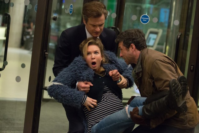 Scena z filmu "Bridget Jones 3" ukazująca Renee Zellweger (w środku), Colina Firtha (po lewej) oraz Patricka Dempsey'a.