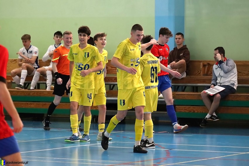 Juniorzy Piaskowianki Piaski awansowali do finałów Młodzieżowych Mistrzostw Polski w Futsalu. Potrzebna pomoc finansowa. Brakuje 7 tysięcy