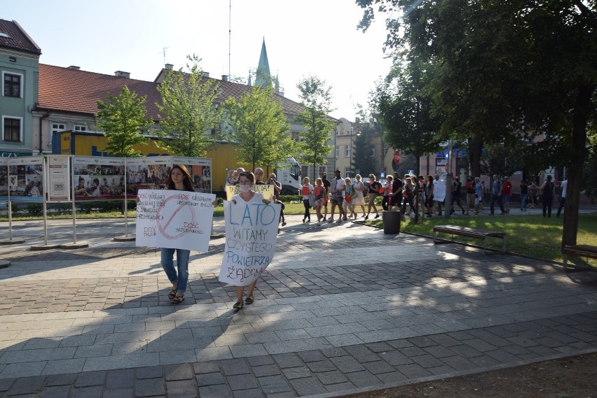 Około stu skawinian protestowało przeciw zatruwaniu...