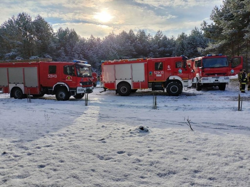 Ćwiczenia jednostek OSP z powiatu sławieńskiego. Gotowi na zimę [zdjęcia]