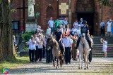 Hołd dla rycerzy Grunwaldu na ulicach Jaworzna w 613. rocznicę słynnej bitwy z Krzyżakami. Piknik rodzinny z rycerskimi potyczkami