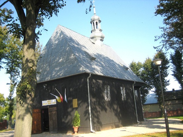 Drewniany kościół w \grochowalskie, gm. Dobrzyń nad Wisłą