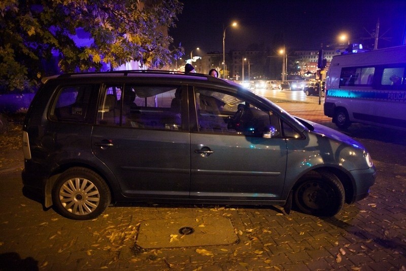 Wypadek tramwaju na skrzyżowaniu ul. Zachodniej z Drewnowską. Zderzenie z samochodem