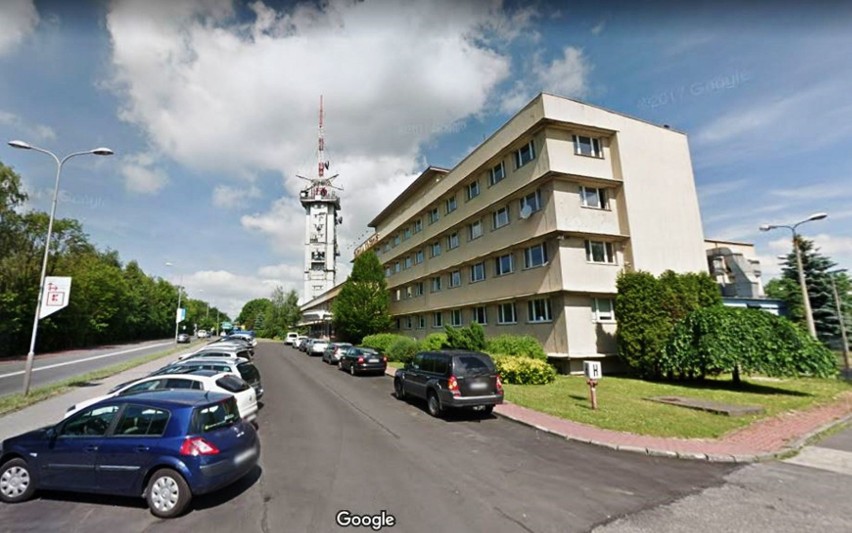 Wieża radiowo-telewizyjna w Bytkowie liczy 110 metrów...