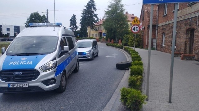 Oficer prasowa Komendy Miejskiej Policji w Lesznie Monika Żymełka informuje, że poszkodowane: 38-letnia matka z córką, zostały przetransportowane do szpitala w Lesznie.