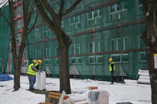 Inwestycja w Szkole Podstawowej nr 31 z Oddziałami Integracyjnymi jest już realizowana. Będzie nowa elewacja