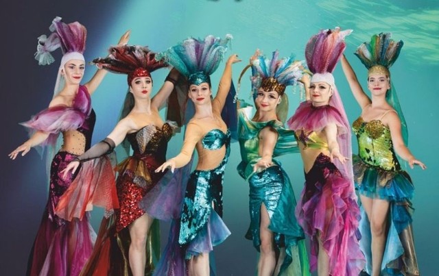 Spektakl "Syrenka Ariel" to niezwykle kolorowa opowieść.