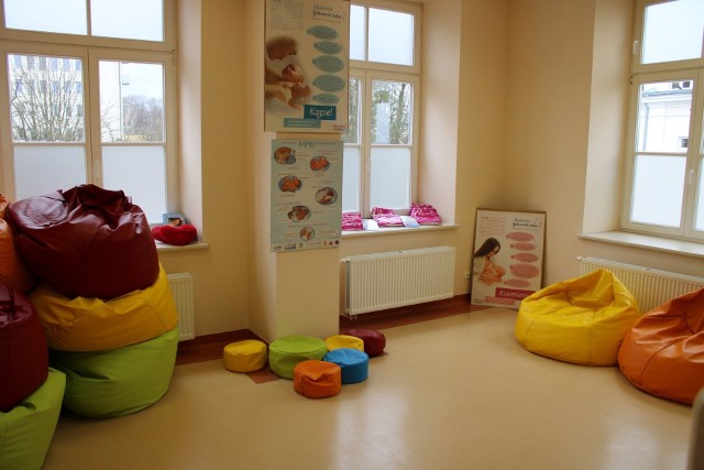 W tej sali Powiatowego Centrum Medycznego w Grójcu będą odbywać się zajęcia w szkole rodzenia.