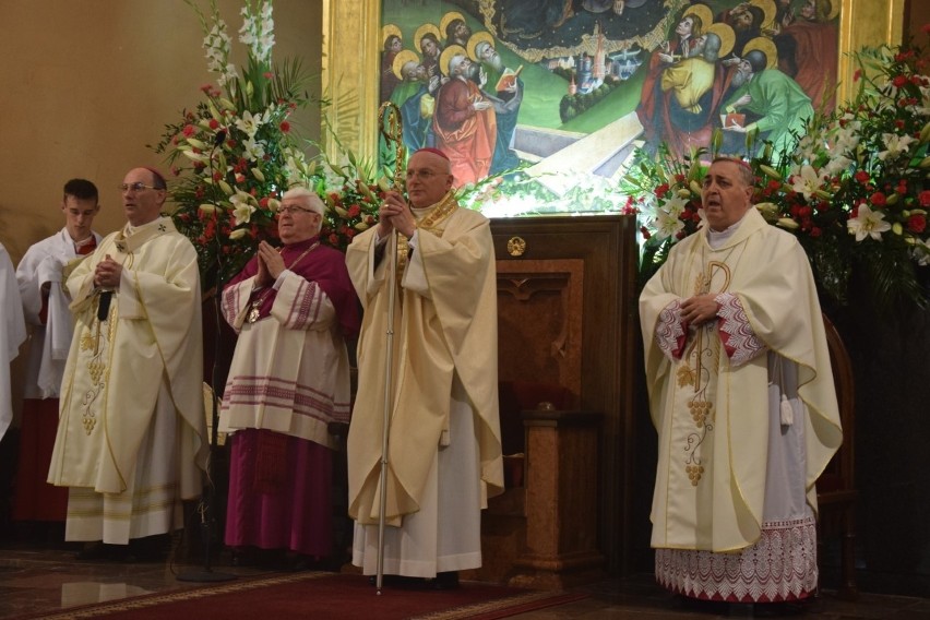 Ingres biskupa diecezji włocławskiej. Byli na nim mieszkańcy...