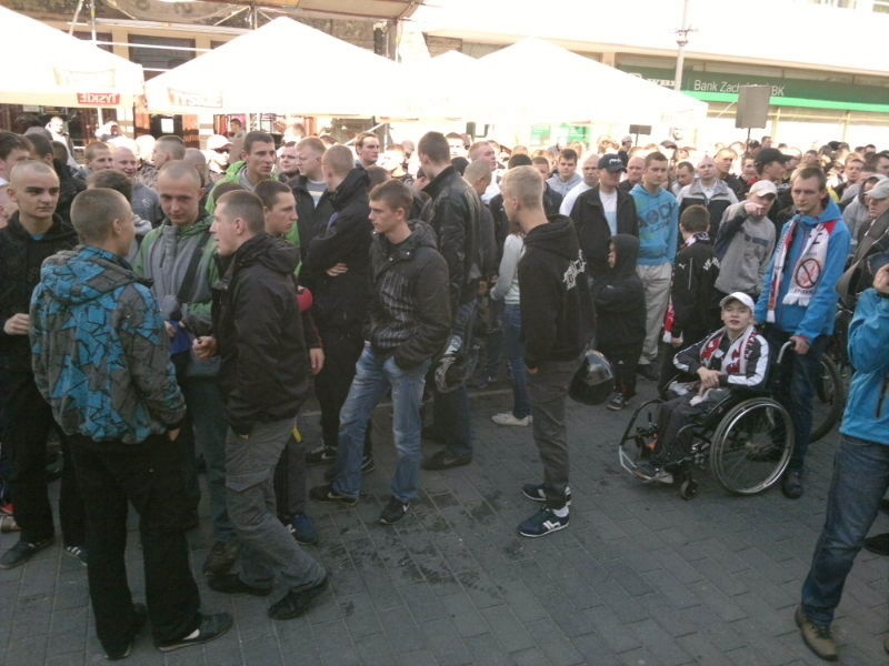 Kibice ŁKS Łódź protestują przeciwko planom budowy stadionu...