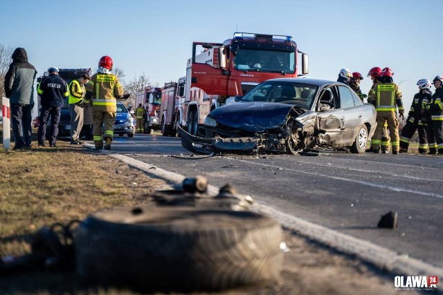 Wypadek na drodze krajowej nr 94 pomiędzy Wrocławiem a Oławą