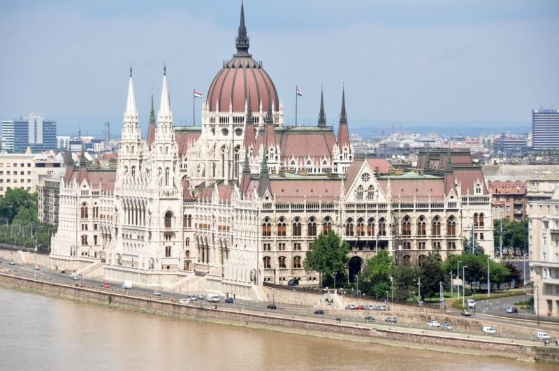 Węgry. Parlament Węgierski - wizytówka Budapesztu (zdjęcia)